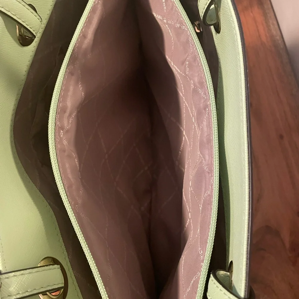 Michael Kors Signature Brown & Green Tote - Picture 5 of 12